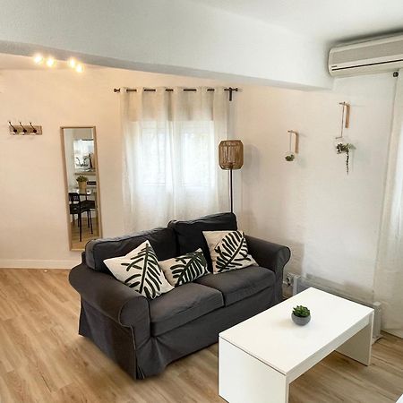 Fedriani Bright And Cosy Apartment Севілья Екстер'єр фото